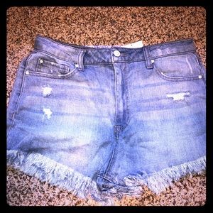 Forever 21 Women’s size 29 denim shorts